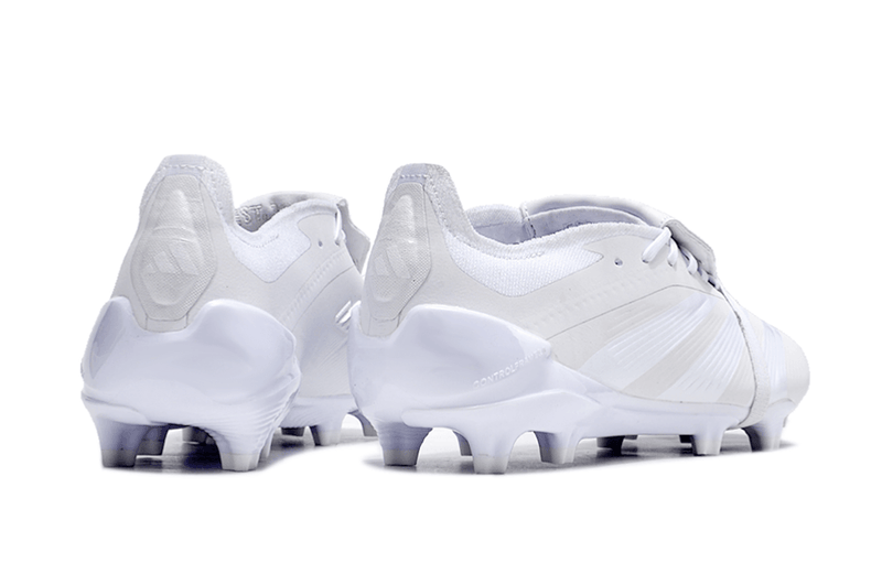 BOTA ADIDAS PREDATOR 30 LENGUA CAMPO FG