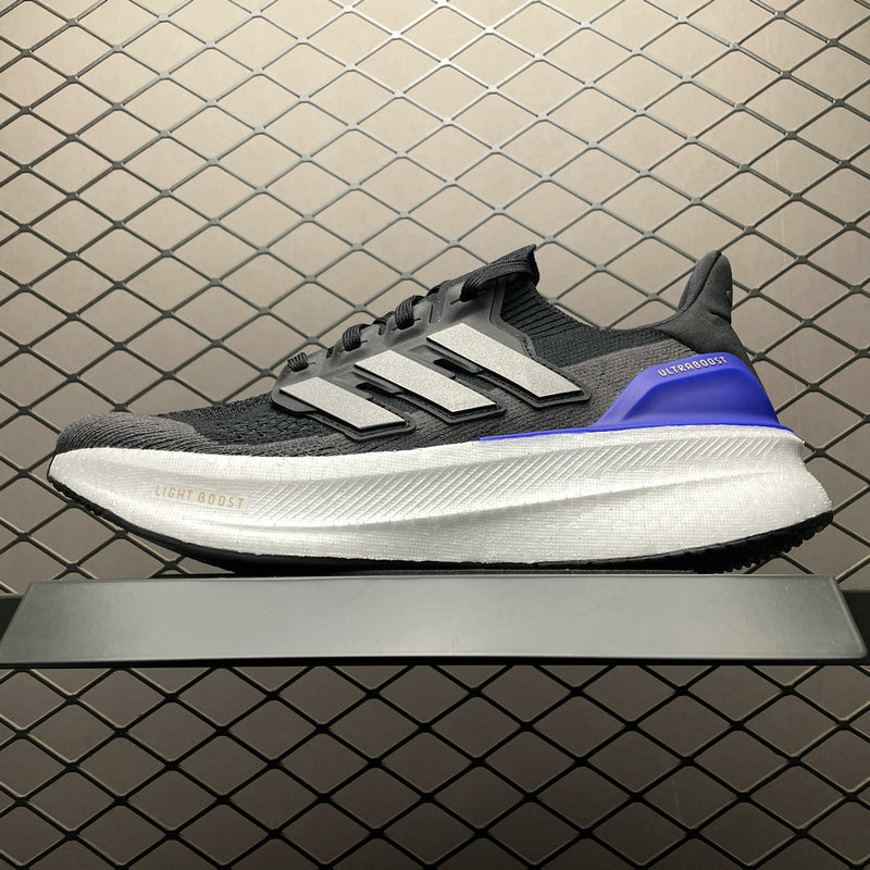 ZAPATILLA ADIDAS ULTRA BOOST 5