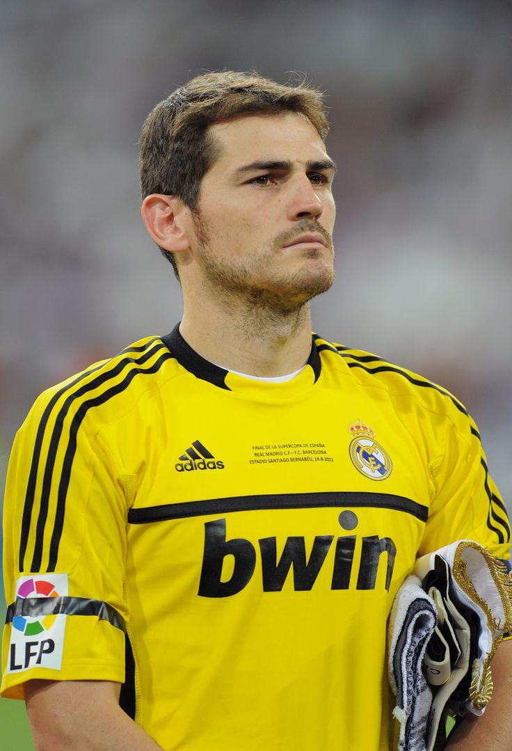 CAMISETA REAL MADRID PORTERO I 11/12 HOMBRE (RETRO)