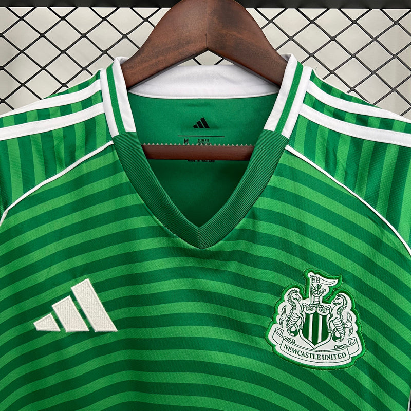 NEWCASTLE lI 25/26 HOMBRE