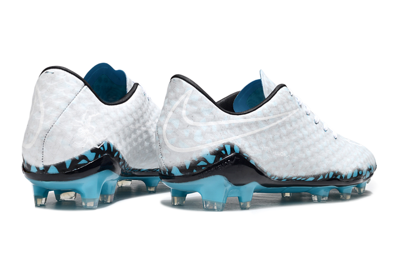 BOTA NIKE HYPERVENOM